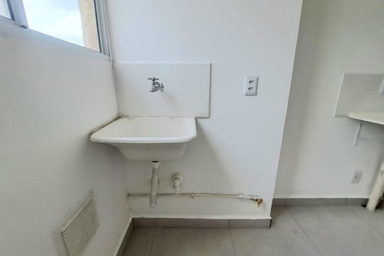 Área de Serviço de apartamento para alugar com 2 quartos, 37m² em Santa Maria, Osasco