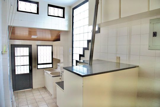 Área de Serviço de casa à venda com 3 quartos, 371m² em Cidade Jardim, Belo Horizonte