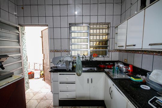 Cozinha de casa para alugar com 3 quartos, 290m² em Nova Mirim, Praia Grande