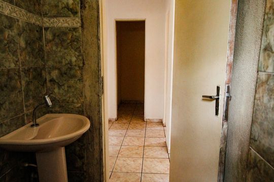Banheiro Corredor de casa para alugar com 3 quartos, 290m² em Nova Mirim, Praia Grande