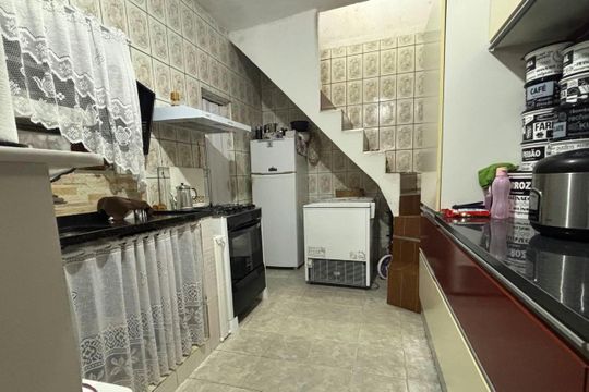 Casa 1 Cozinha  de casa à venda com 4 quartos, 75m² em Montanhão, São Bernardo do Campo