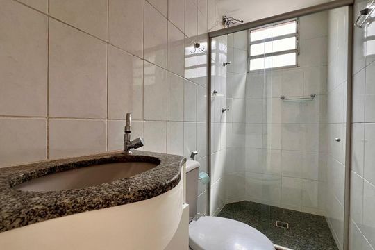 banho de apartamento à venda com 4 quartos, 67m² em Santa Efigênia, Belo Horizonte