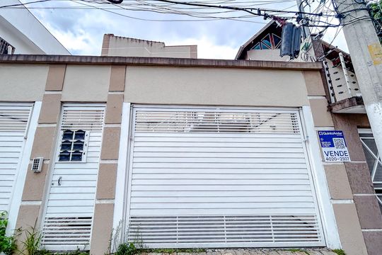 Fachada com Plaquinha de casa de condomínio à venda com 3 quartos, 141m² em Penha de França, São Paulo