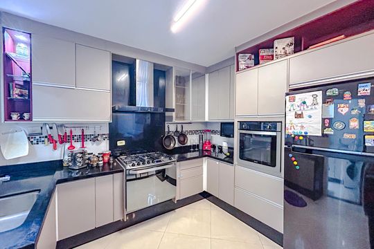 Cozinha de casa de condomínio à venda com 3 quartos, 141m² em Penha de França, São Paulo