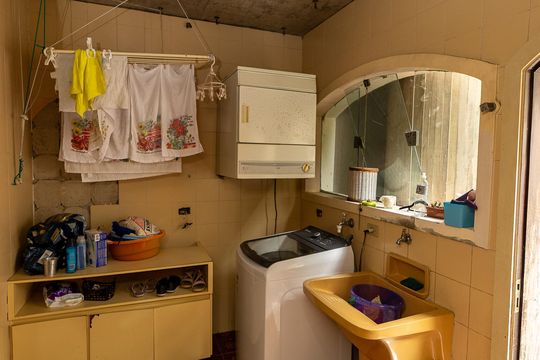 Área de Serviço de casa de condomínio para alugar com 4 quartos, 330m² em Alphaville Residencial Um, Barueri