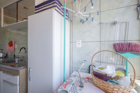 Área de Serviço de apartamento à venda com 1 quarto, 25m² em Vila Ipiranga, Porto Alegre