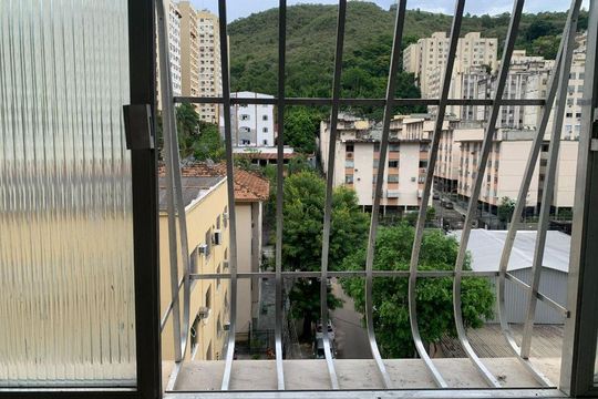 Apartamento à venda com 2 quartos, 55m² em Cubango, Niterói