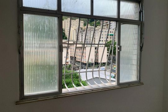 Apartamento à venda com 2 quartos, 55m² em Cubango, Niterói