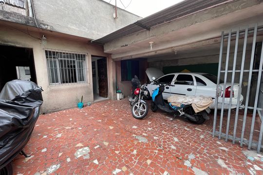 Garagem de casa à venda com 4 quartos, 186m² em Vila Antonio, São Paulo