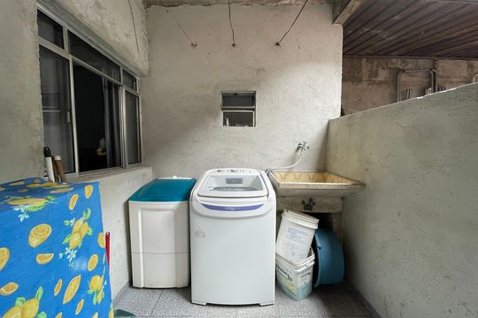 Área de Serviço de casa à venda com 4 quartos, 186m² em Vila Antonio, São Paulo