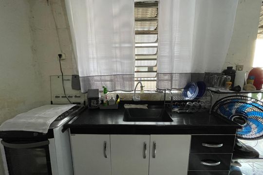 Sala/Cozinha da casa 2 de casa à venda com 4 quartos, 186m² em Vila Antonio, São Paulo