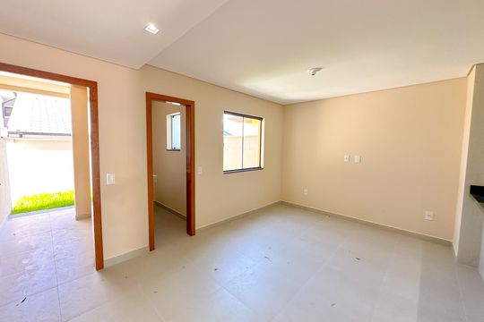 Sala de casa para alugar com 2 quartos, 102m² em Forquilhas, São José