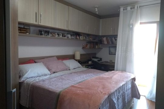 Quarto de casa de condomínio para alugar com 2 quartos, 200m² em Jardim da Gloria, Cotia
