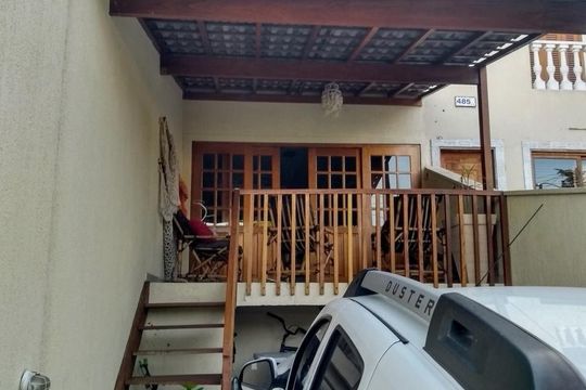 Casa de Condomínio para alugar com 2 quartos, 200m² em Jardim da Gloria, Cotia