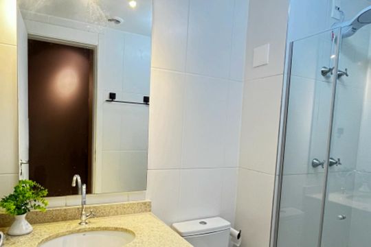 Banheiro de kitnet/studio à venda com 1 quarto, 26m² em Vila Clementino, São Paulo