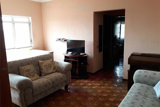 Casa à venda com 8 quartos, 673m² em São João Climaco, São Paulo