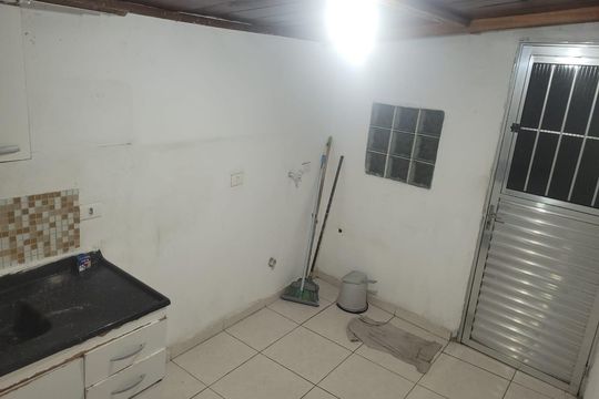 Cozinha de casa para alugar com 2 quartos, 100m² em Vila Santana, São Paulo