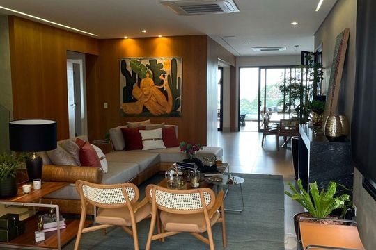 Sala de casa de condomínio à venda com 4 quartos, 650m² em Residencial Tambore Iii, Santana de Parnaíba