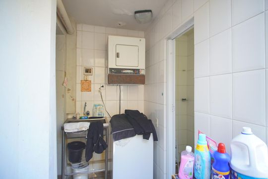 Área de Serviço de casa à venda com 5 quartos, 450m² em Vila Ipiranga, Porto Alegre