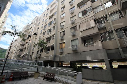 Fachada de apartamento à venda com 2 quartos, 55m² em Taquara, Rio de Janeiro
