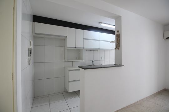 Cozinha de apartamento à venda com 2 quartos, 55m² em Taquara, Rio de Janeiro