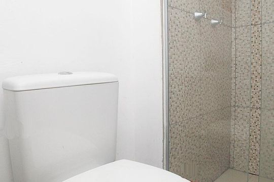 Banheiro 2 de apartamento para alugar com 3 quartos, 95m² em Azenha, Porto Alegre