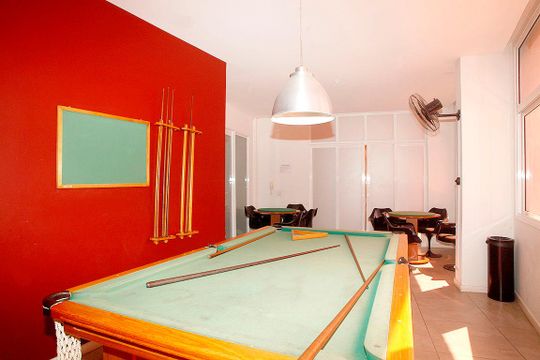 Área Comum - Sala de Jogos de apartamento para alugar com 3 quartos, 95m² em Azenha, Porto Alegre