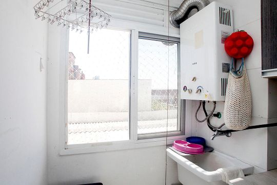 Área de Serviço de apartamento para alugar com 3 quartos, 95m² em Azenha, Porto Alegre