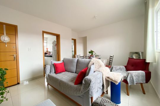 Apartamento à venda com 3 quartos, 86m² em Milionários, Belo Horizonte