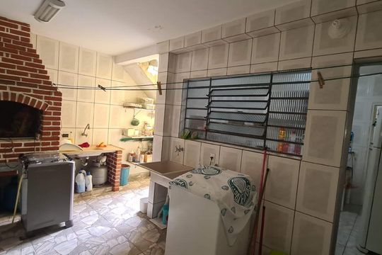 Área externa de casa à venda com 3 quartos, 85m² em Vila do Castelo, São Paulo