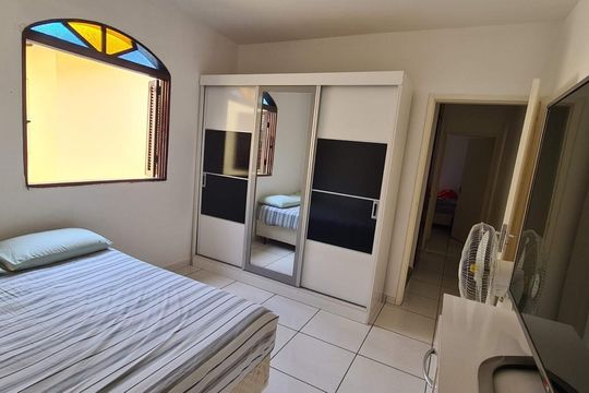 Quarto de casa à venda com 3 quartos, 85m² em Vila do Castelo, São Paulo