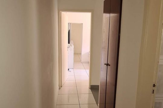 Corredor de casa à venda com 3 quartos, 85m² em Vila do Castelo, São Paulo