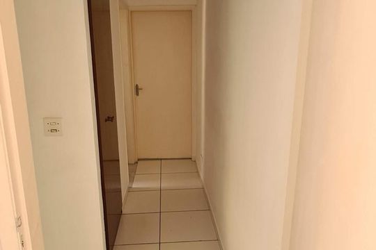 Corredor de casa à venda com 3 quartos, 85m² em Vila do Castelo, São Paulo
