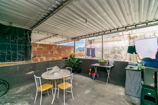 Terraço de casa para alugar com 2 quartos, 40m² em Ramos, Rio de Janeiro