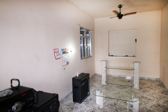 Sala de casa à venda com 6 quartos, 324m² em Irajá, Rio de Janeiro