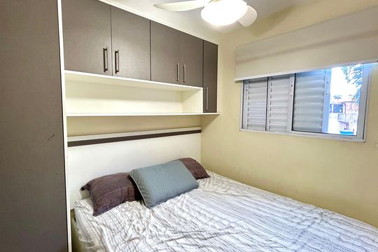 Quarto 1 de apartamento à venda com 2 quartos, 42m² em Cidade Parque Alvorada, Guarulhos