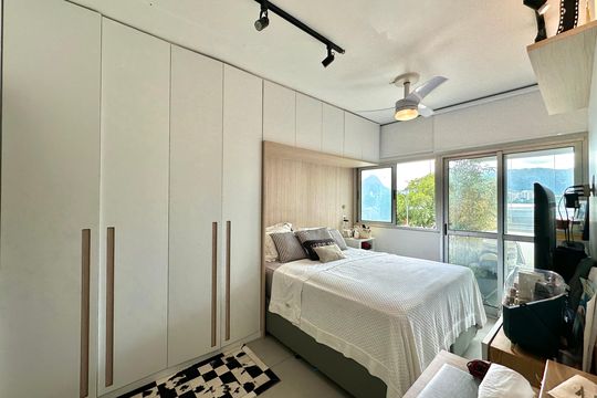 Apartamento à venda com 3 quartos, 127m² em Lagoa, Rio de Janeiro