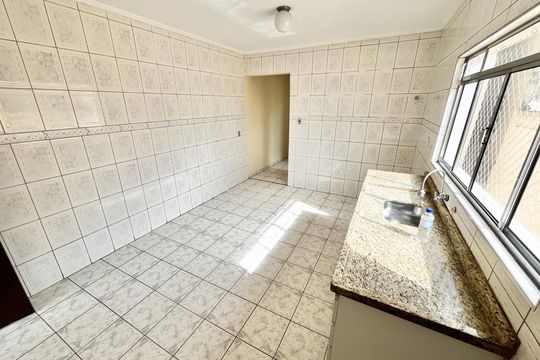 Cozinha de casa à venda com 3 quartos, 214m² em Vila Pita, São Paulo
