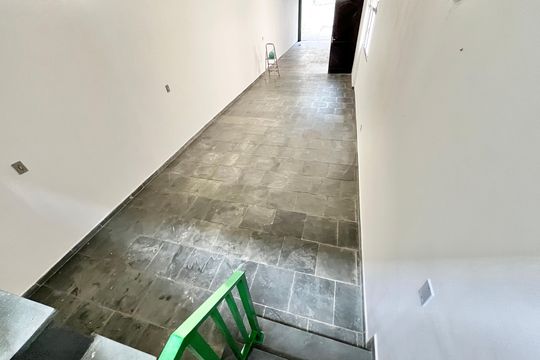 Garagem de casa à venda com 3 quartos, 214m² em Vila Pita, São Paulo