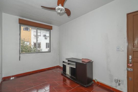 Apartamento à venda com 1 quarto, 42m² em Santa Rosa de Lima, Porto Alegre