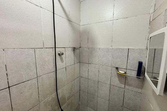 Banheiro de casa para alugar com 1 quarto, 32m² em Arthur Alvim, São Paulo