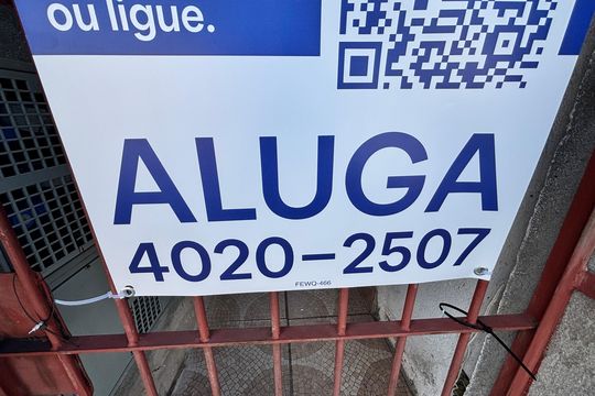 Fachada de casa para alugar com 1 quarto, 32m² em Arthur Alvim, São Paulo