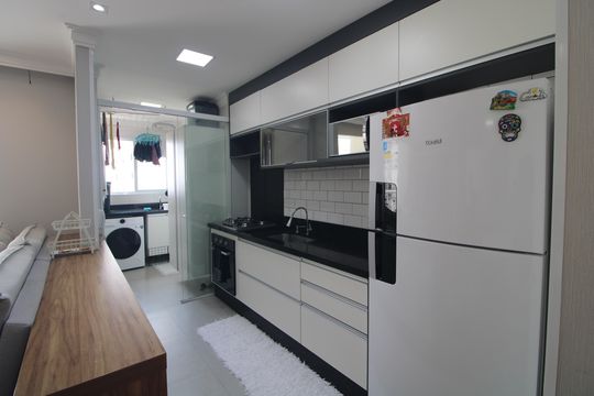 Cozinha de apartamento para alugar com 2 quartos, 63m² em Campininha, São Paulo