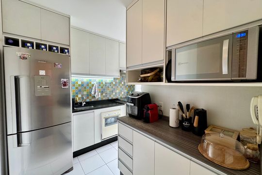 Cozinha de apartamento à venda com 2 quartos, 59m² em Picanço, Guarulhos
