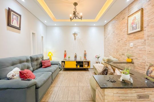 Sala de casa à venda com 3 quartos, 125m² em Padroeira, Osasco