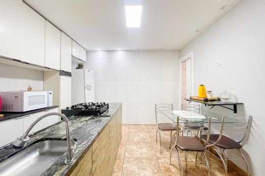Cozinha de casa à venda com 3 quartos, 125m² em Padroeira, Osasco