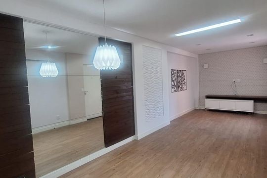 Sala de apartamento à venda com 1 quarto, 64m² em Centro, Campinas