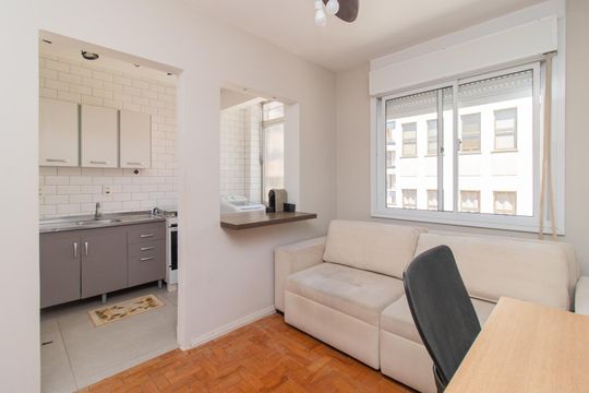 Apartamento à venda com 1 quarto, 40m² em Menino Deus, Porto Alegre