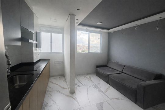 Apartamento à venda com 2 quartos, 47m² em Jardim Miriam, São Paulo