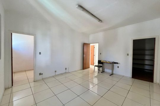 Suíte de casa para alugar com 3 quartos, 328m² em Conceicao, Campinas